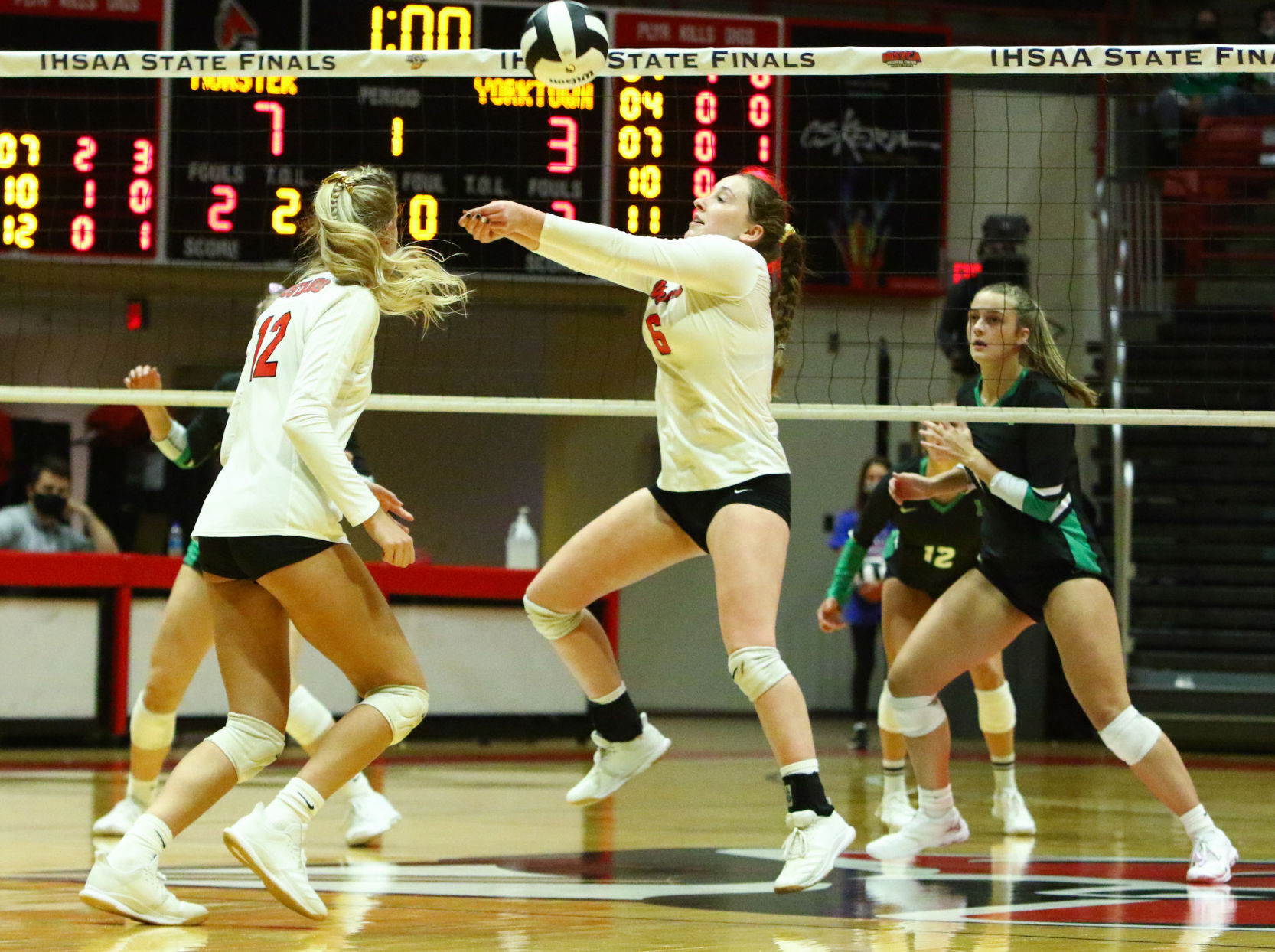 4A volleyball state final: Munster vs. Yorktown